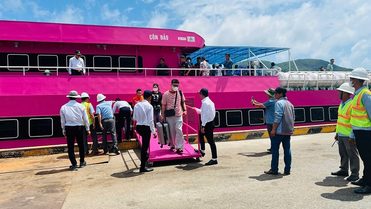 Tàu Phú Quý Express 2 Sài Gòn - Côn Đảo Tết 2027 chạy từ ngày nào?